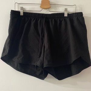Gently used black running shorts!